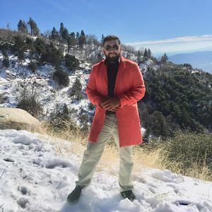 Meet your Posher, Manuel